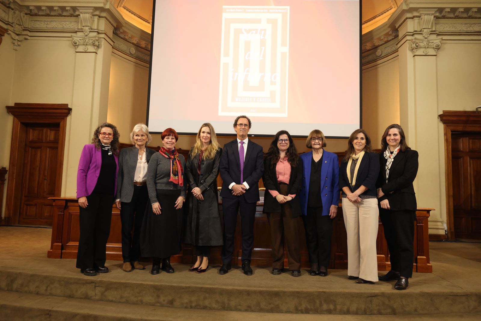 Lanzamiento del libro "Salir del Infierno": Historias de mujeres y cárcel